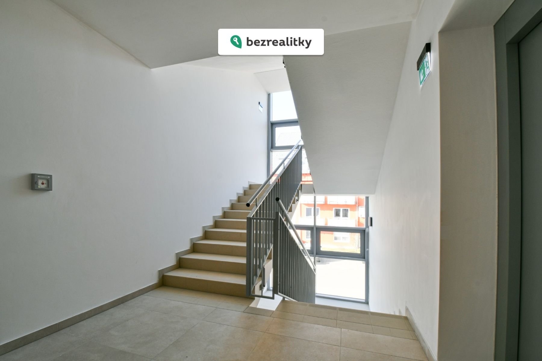 1760086127-babribidzk-schodiste