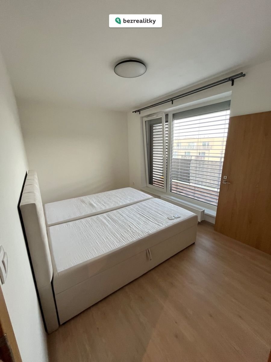 1774811898-stynvwmgtk-img-2638