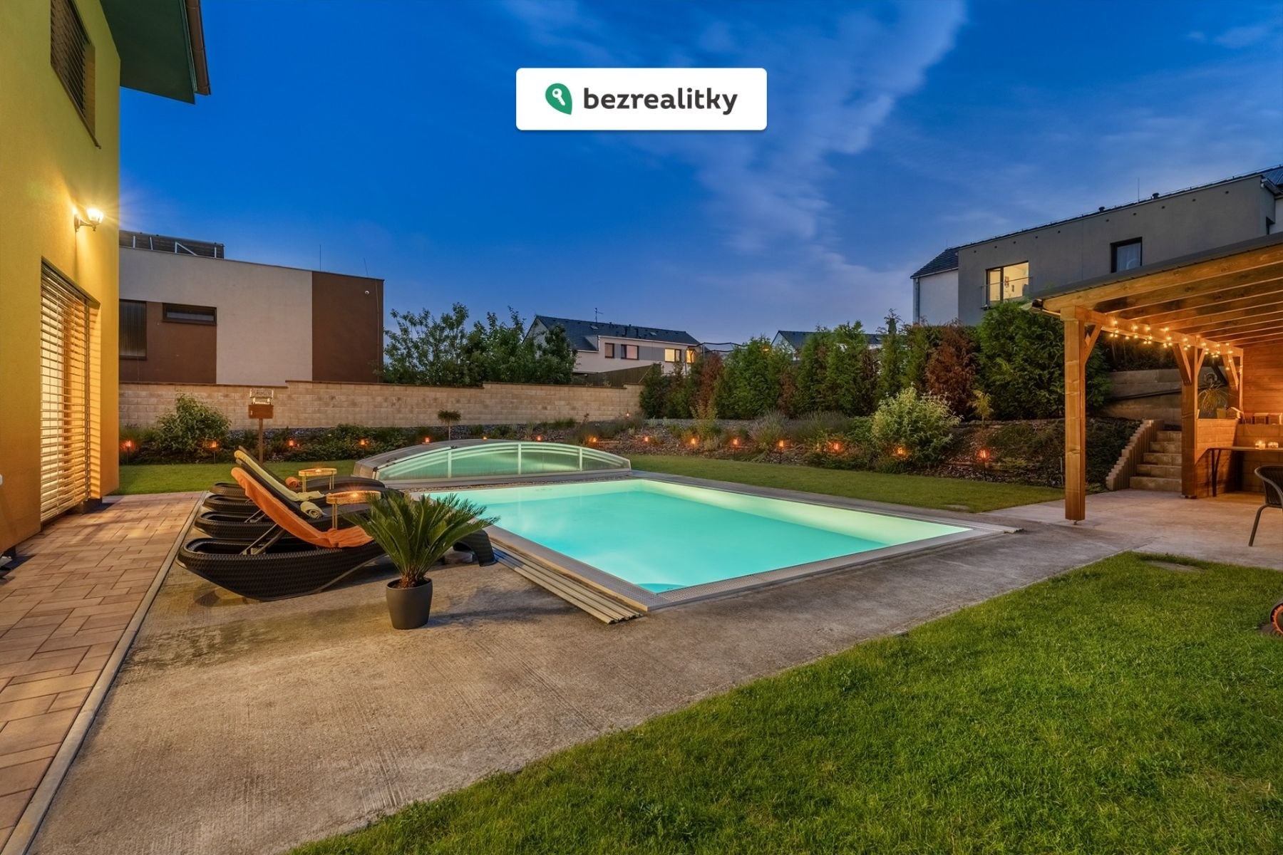 1755600295-voyczanwly-020