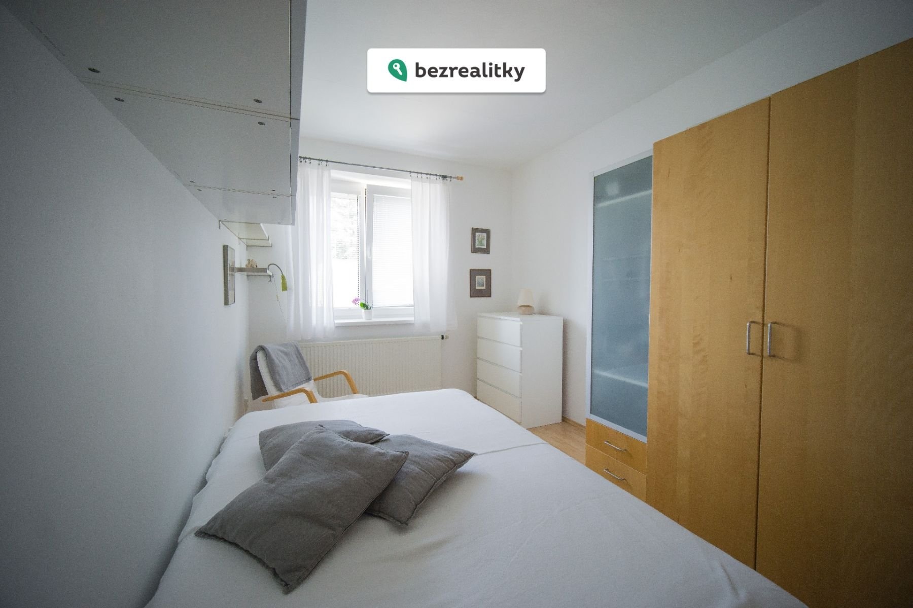 1774896244-gjwmihhgkt-dsc209545