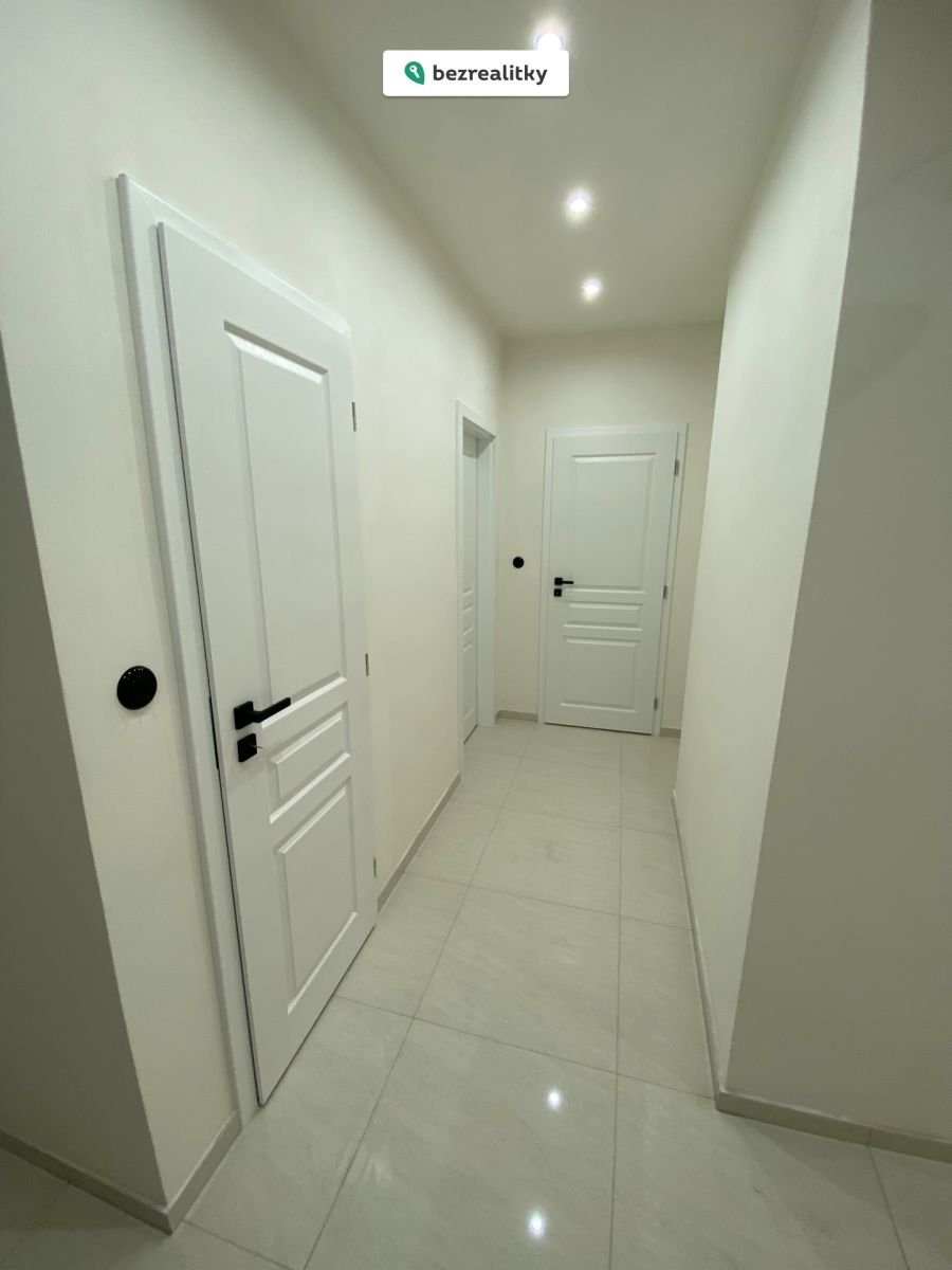 1763542982-enwacyxpqv-img-8263