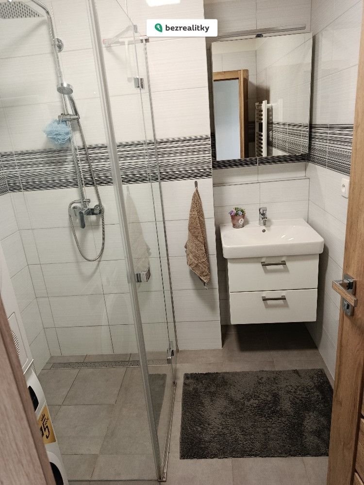 1775218402-vjheuhahqd-img-20260402-141148