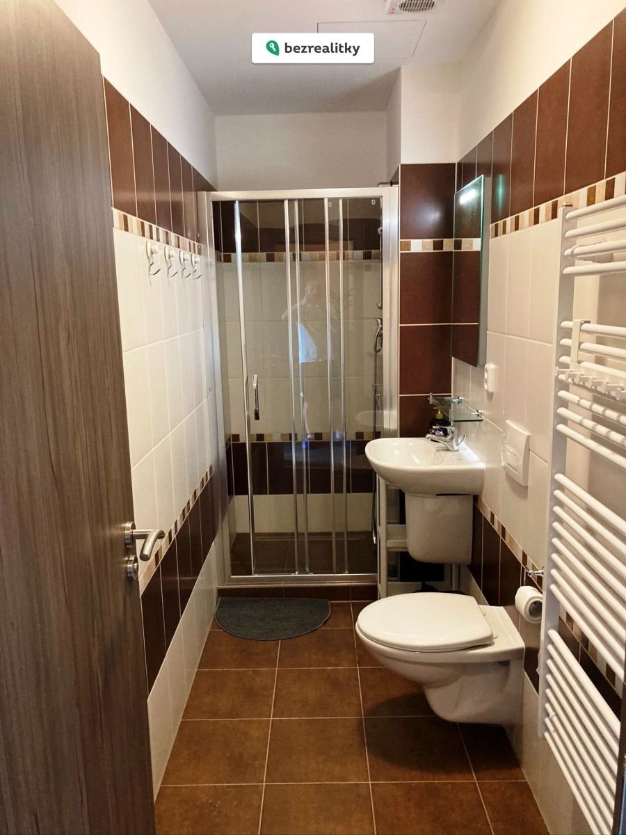 1770312461-dhlvuqijqk-img-1147