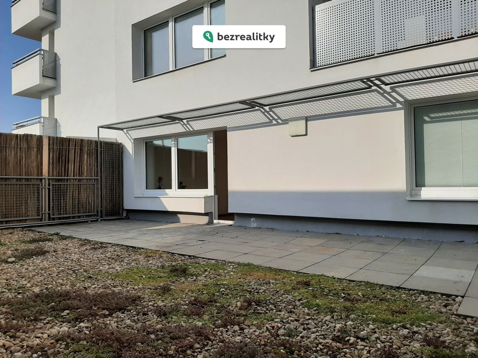 1772356423-xmtpahuwoa-20260301-093642