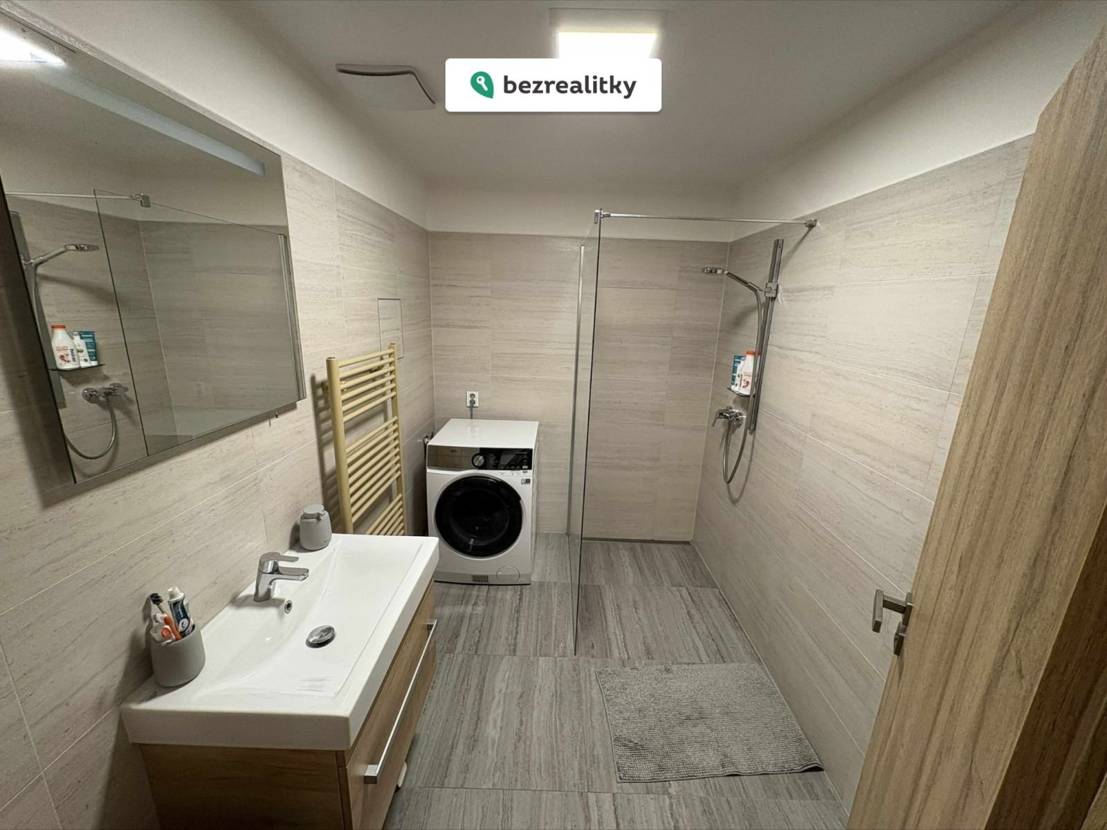 1761825466-gabykrsyao-processed-2a2532ae-96f4-46f2-beb4-a4ae5775bcbf