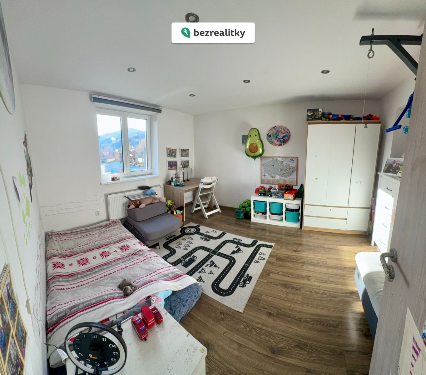 1764075367-cebjjtcwin-img-7721