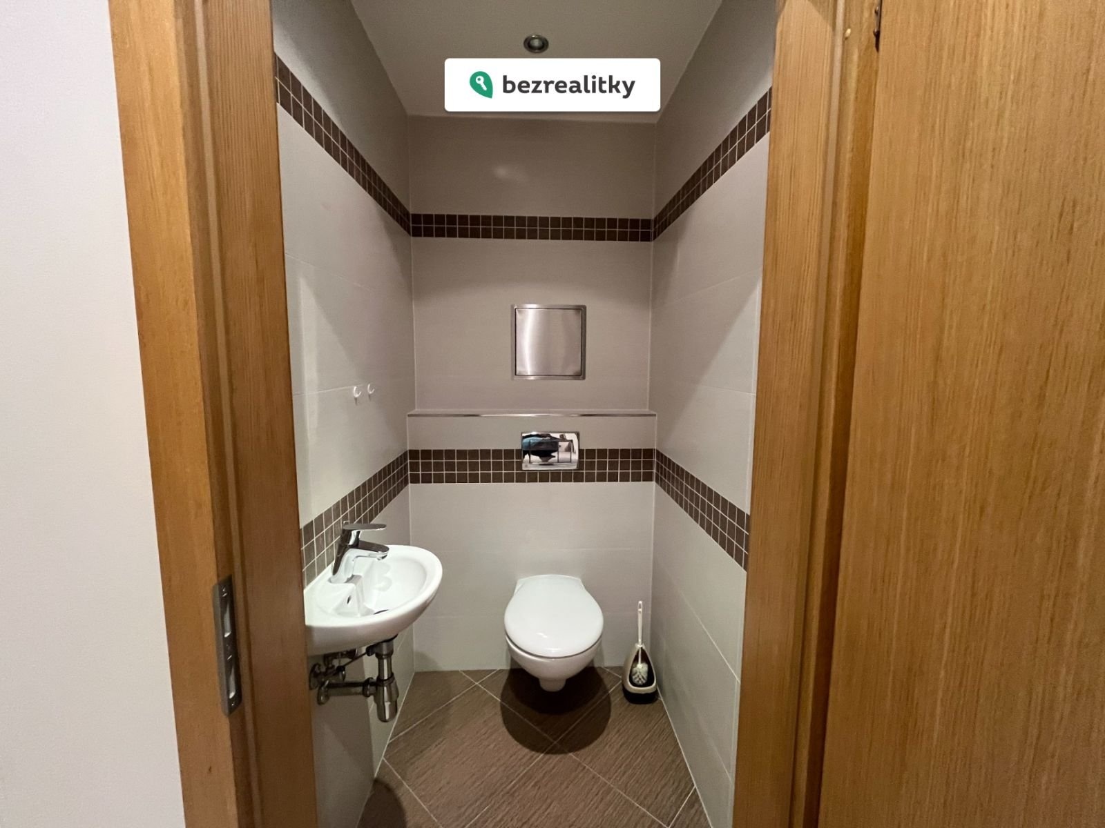1757343381-mxganomnnf-img-5342-wc