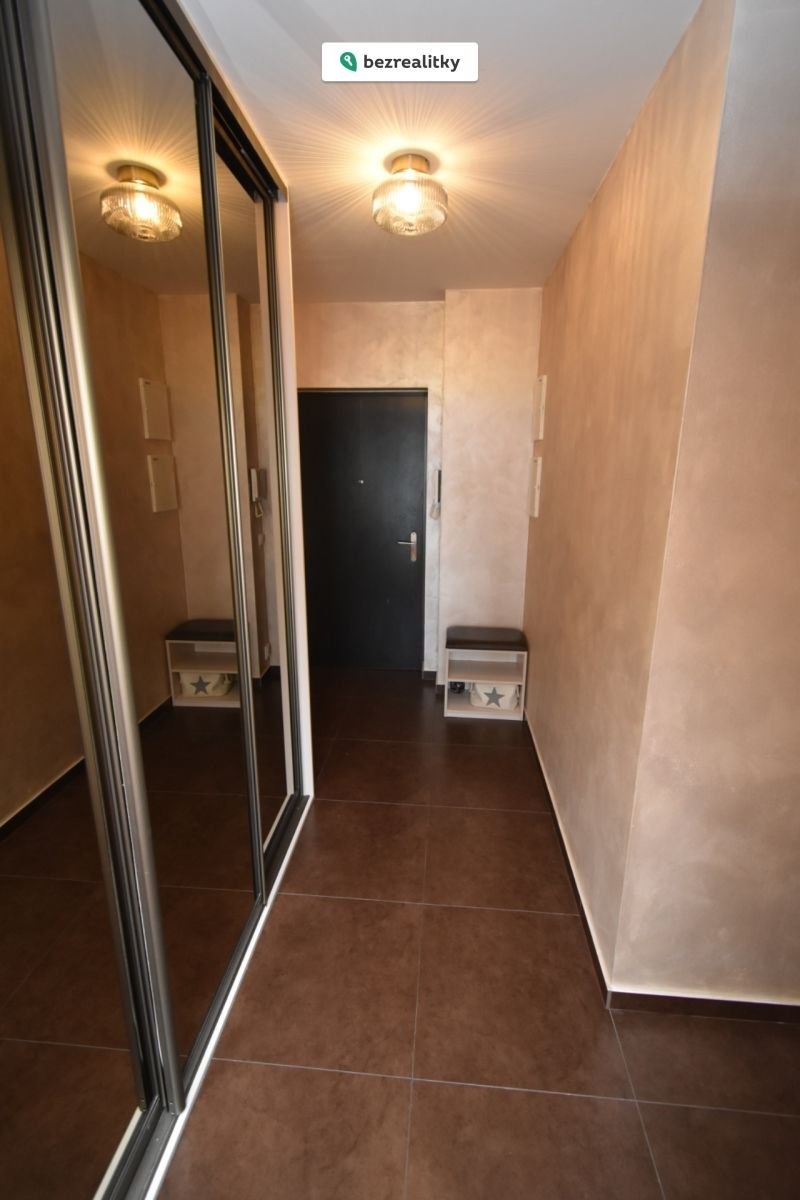 1763290667-pczfkpqlma-dsc-0122