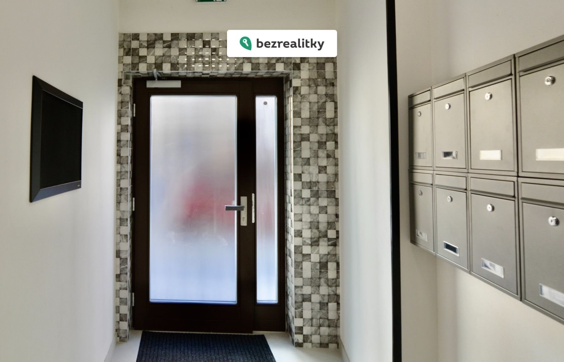 1763722327-cloyijwsql-dsc-07