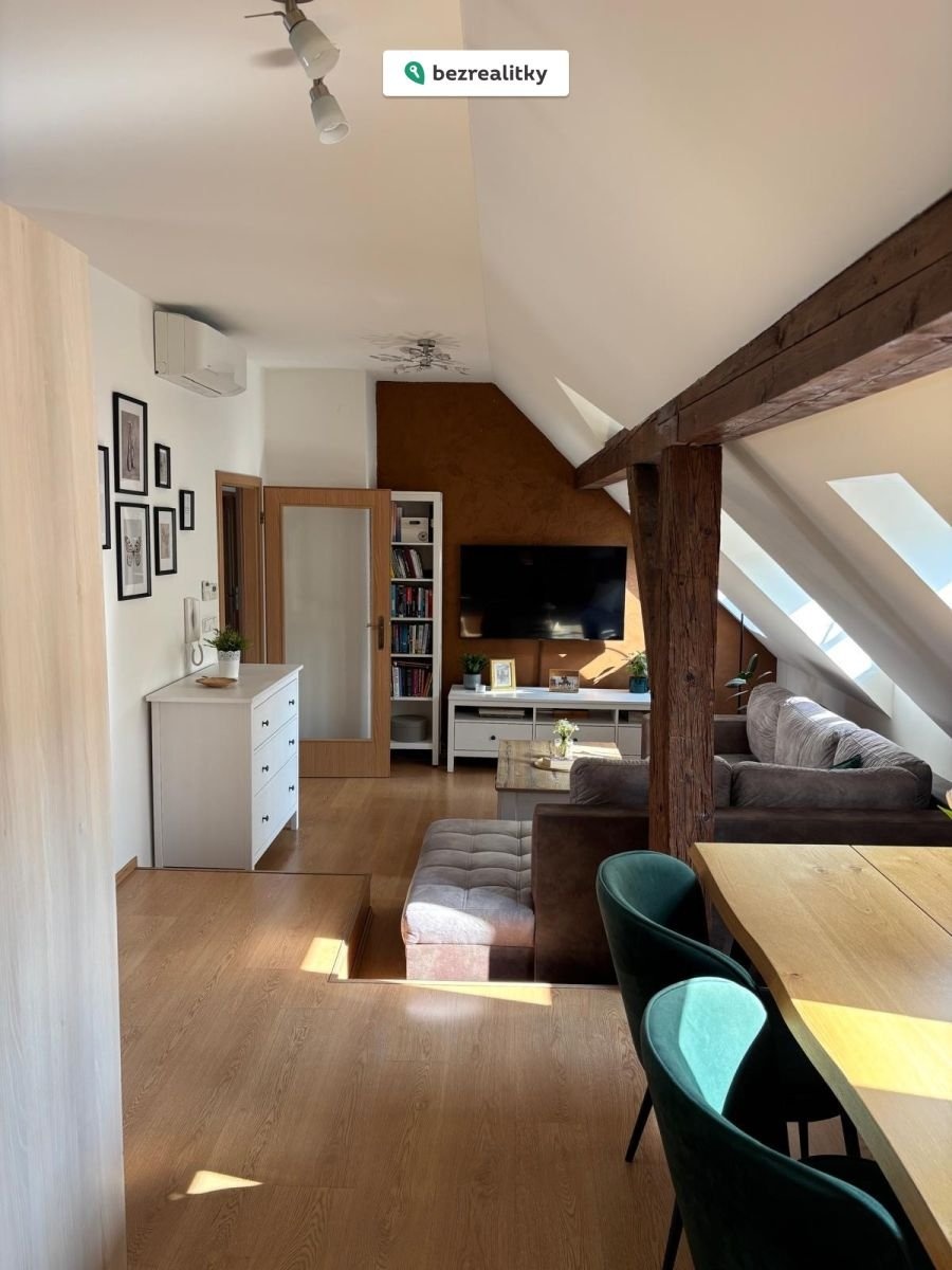 1776186550-hhmgmaprto-6921f491-963c-41df-afd0-a761