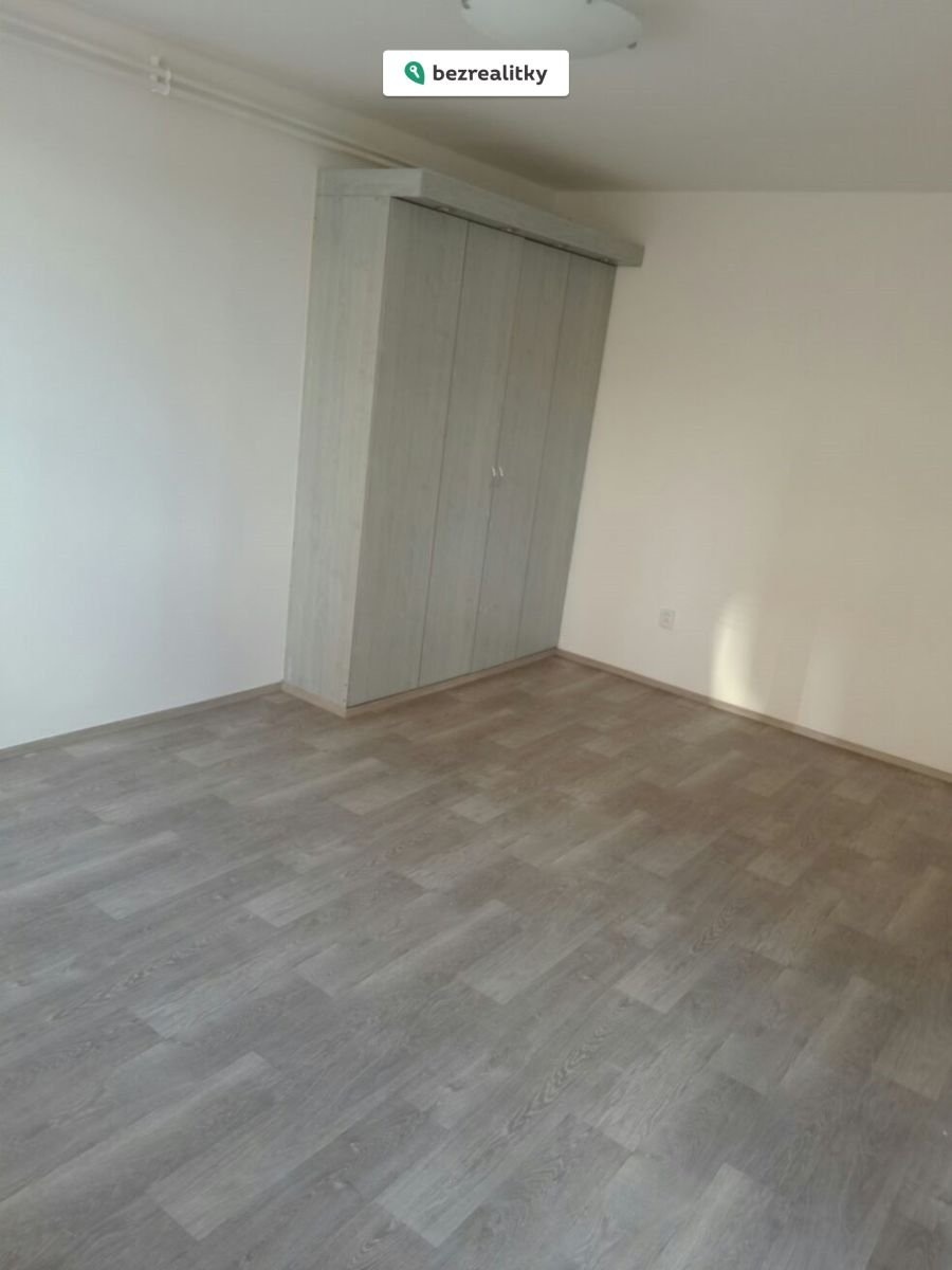 1767416635-usirulsrsv-obyvak