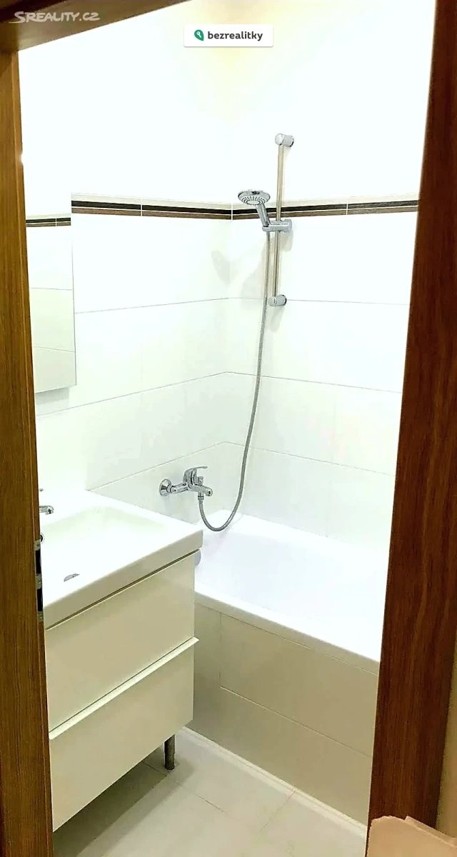 1761918459-fsjjcuvega-koupelna