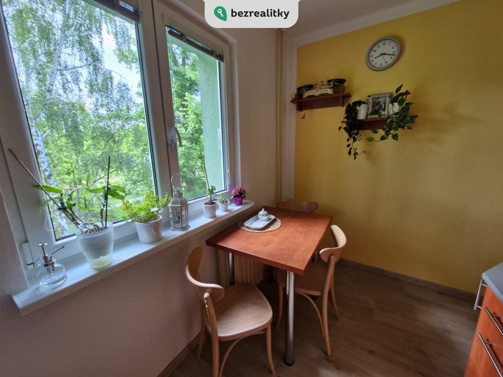 1747587855-lnpglrzzzh-10-kuchyne