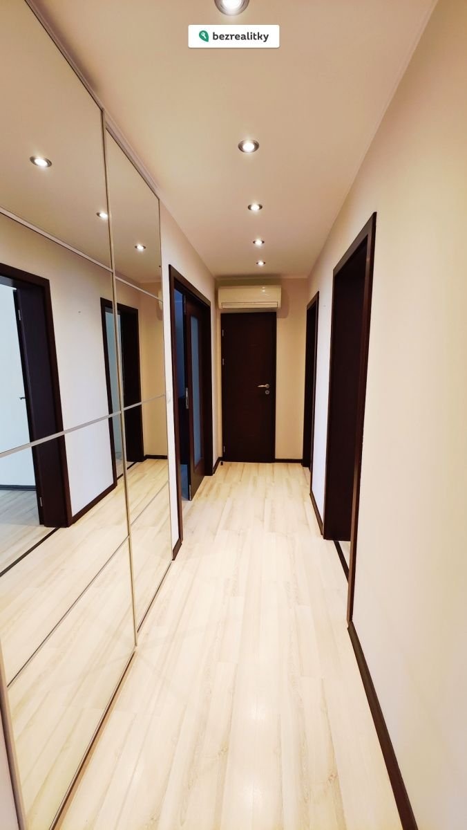 1747673921-vweqefdxop-14