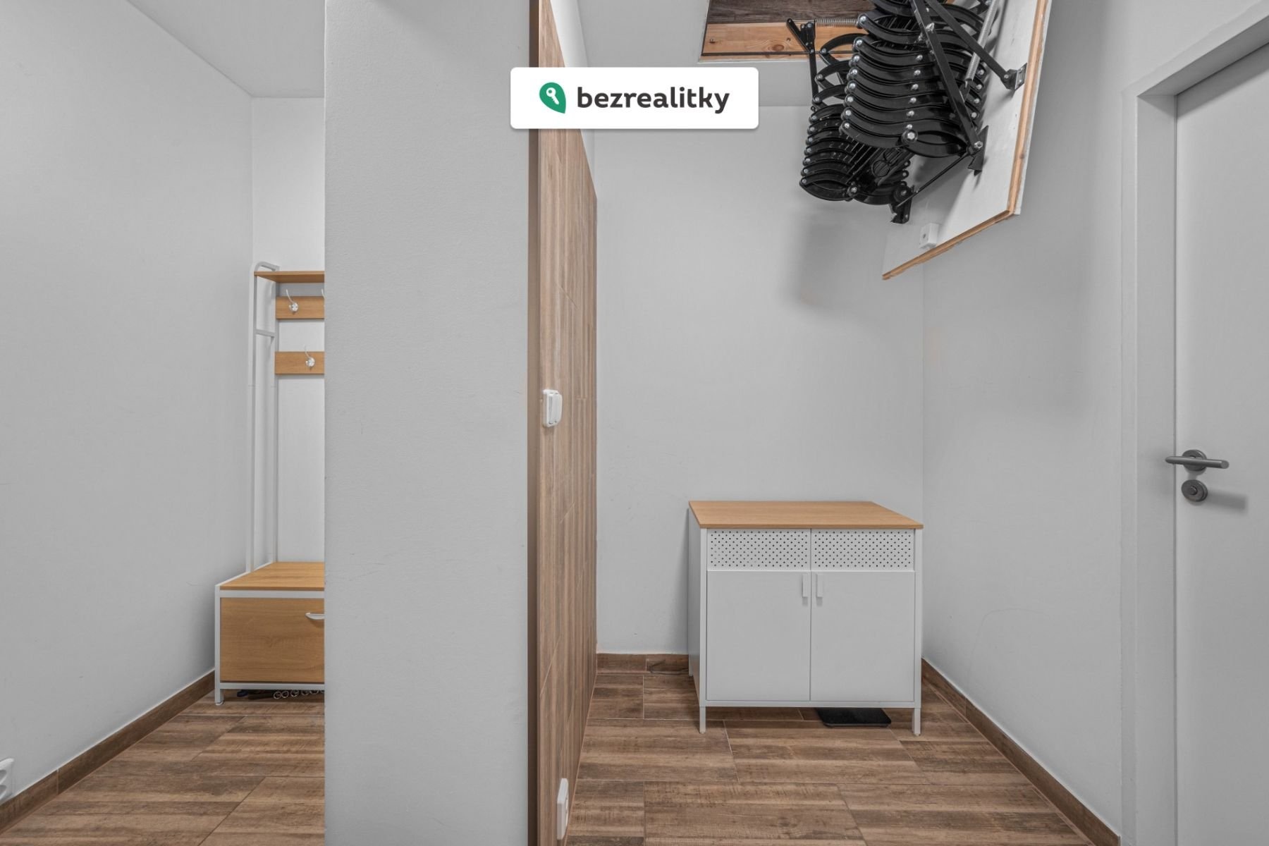 1776419410-knvroawjza-mg-0101