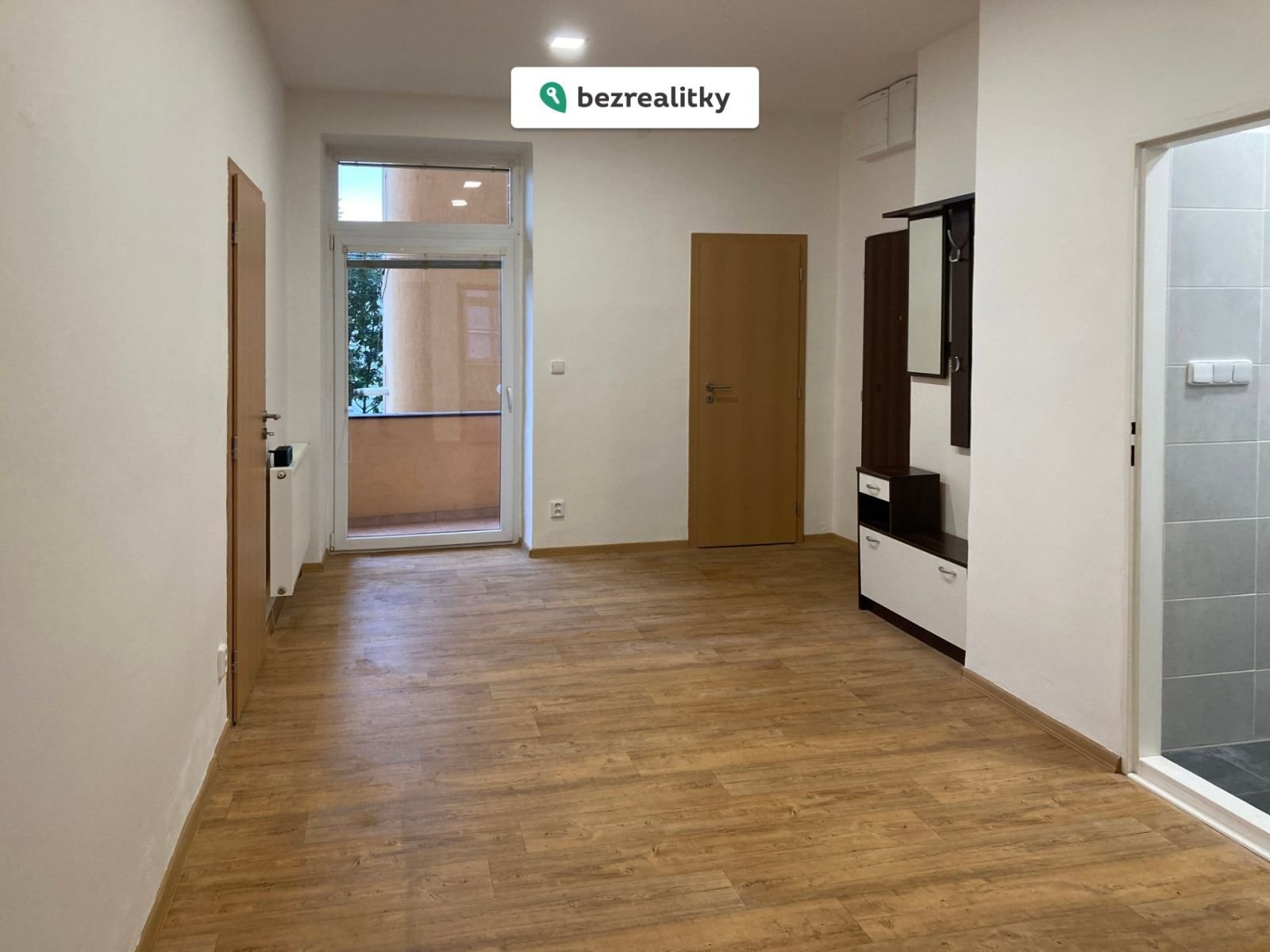 1763709104-fdbgkeauwf-img-3260