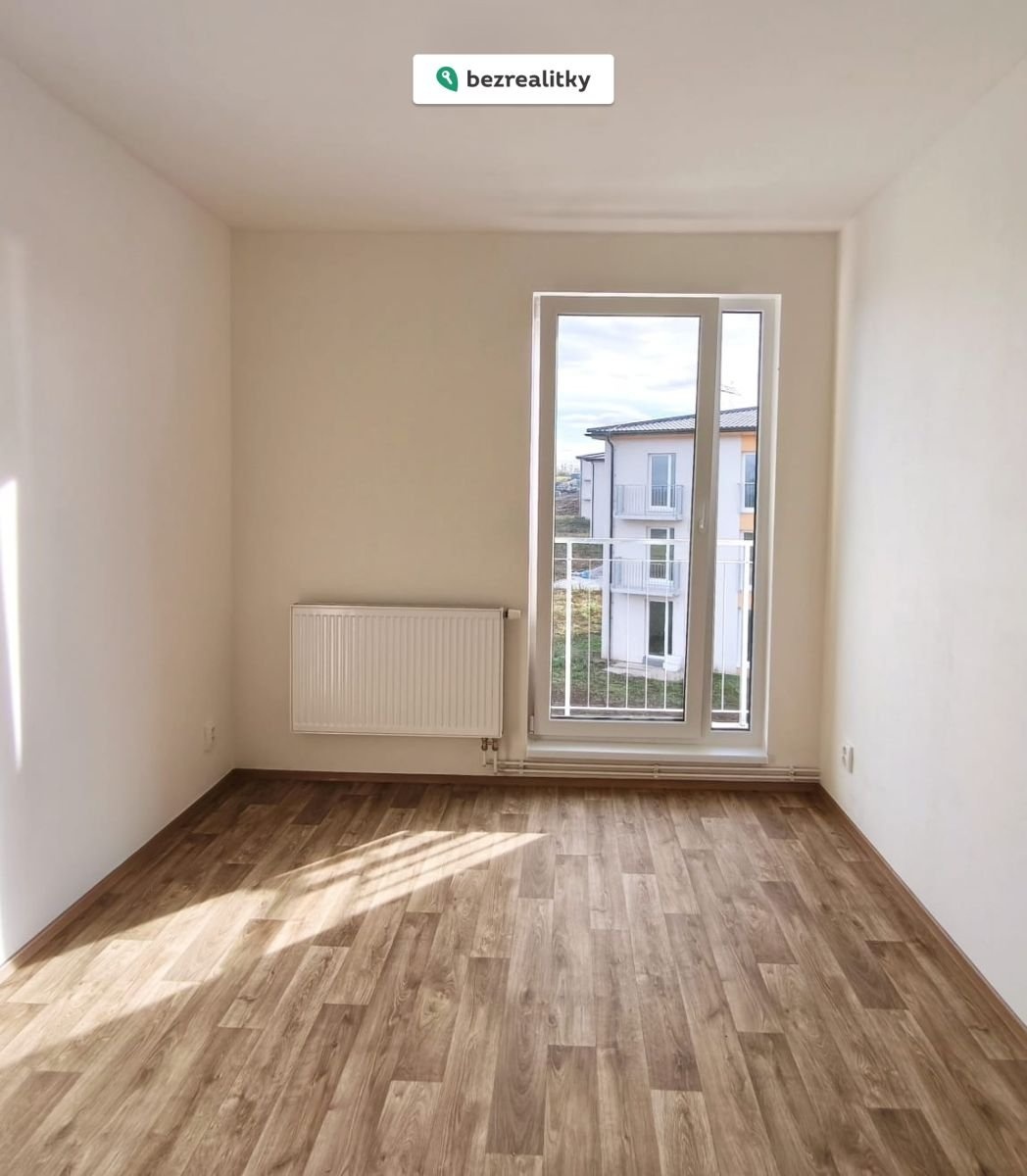 1762349756-yjkzaaozjb-obr-c3-a1zek-whatsapp-2c-202