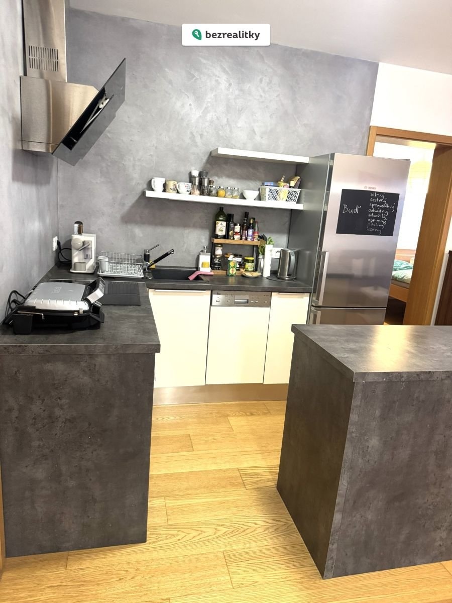 1775120755-yzazqgihyd-8