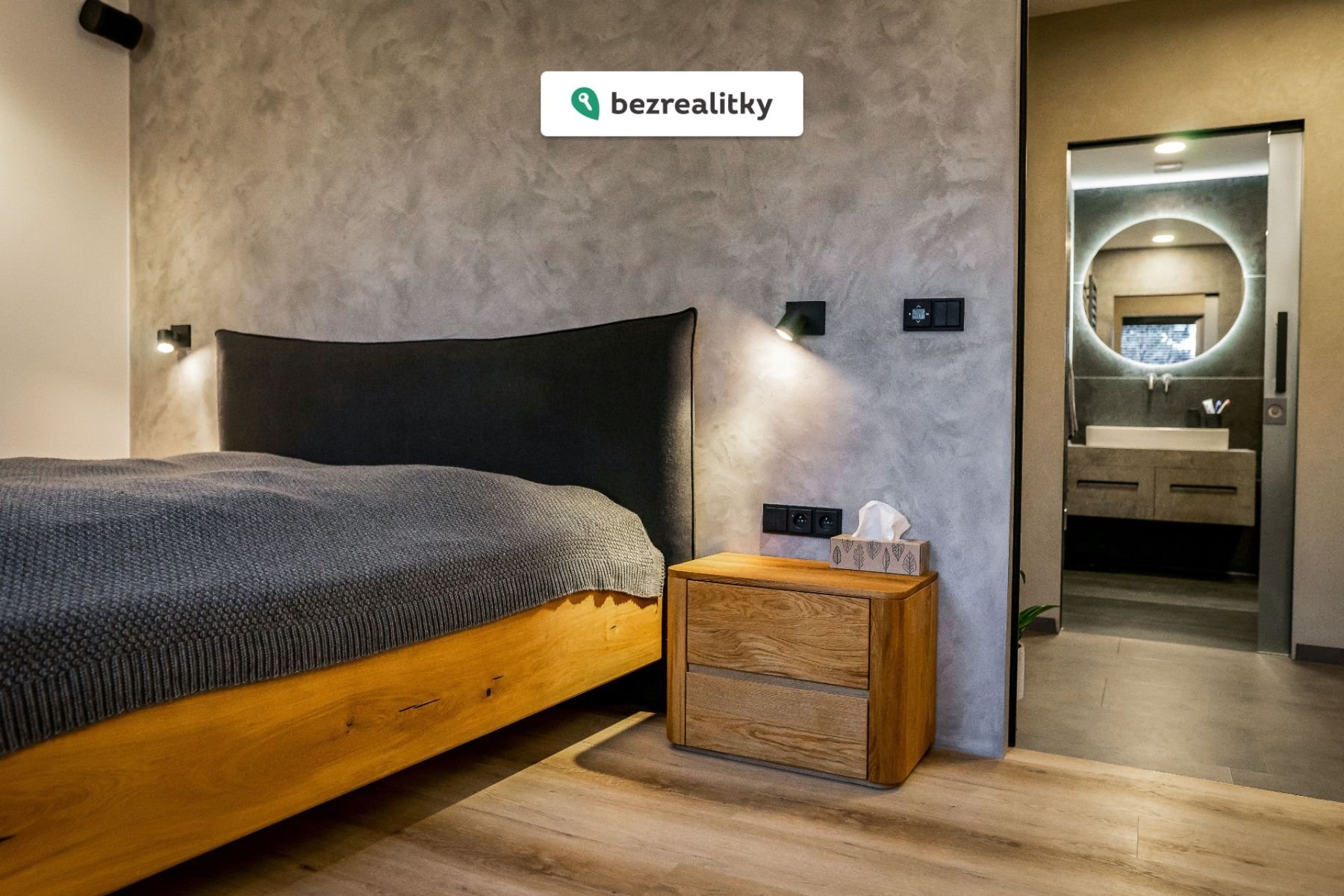 1775924819-myrxedtaap-4