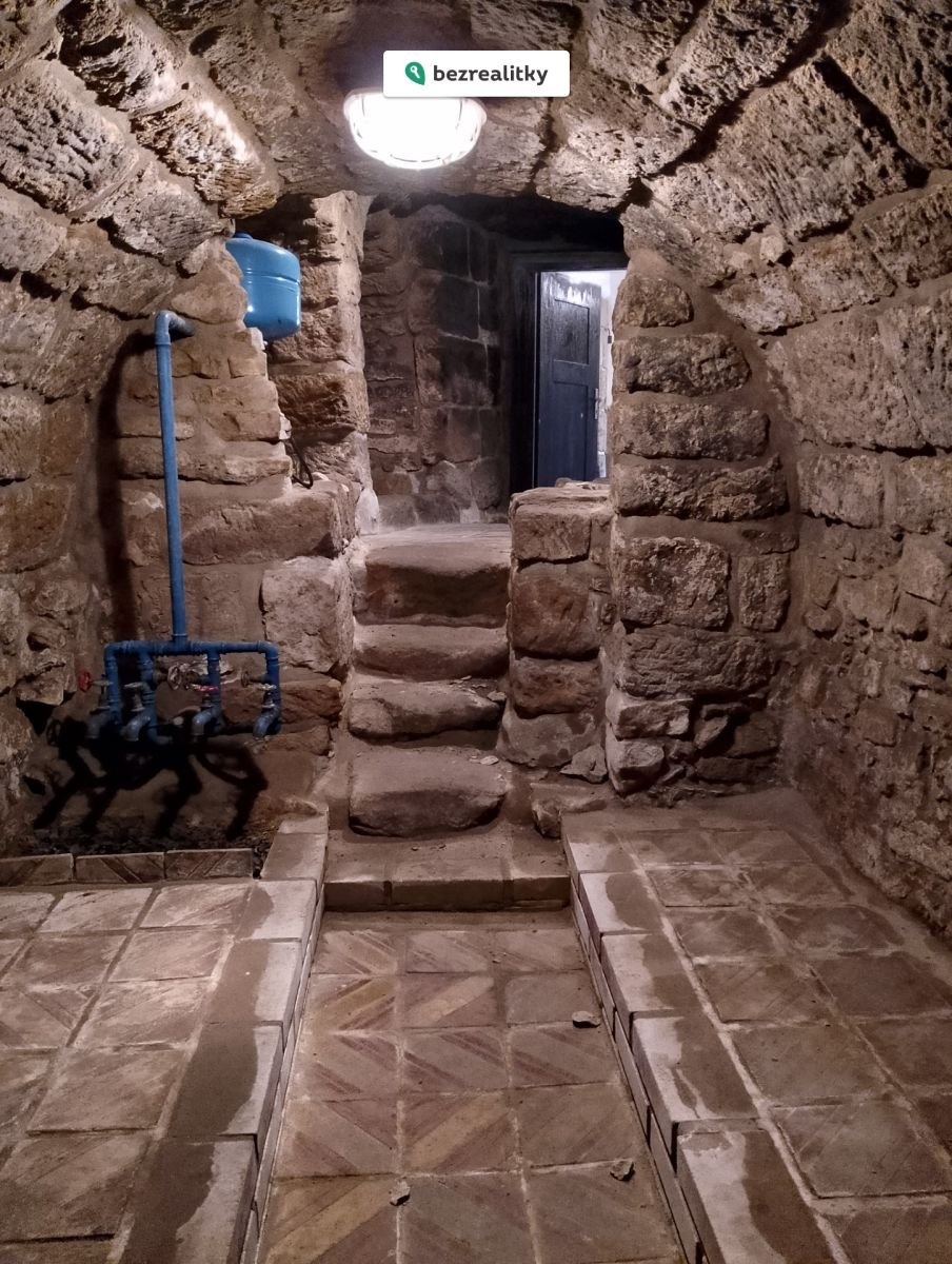 1762856908-ovdwsezvjn-img-20251101-101713