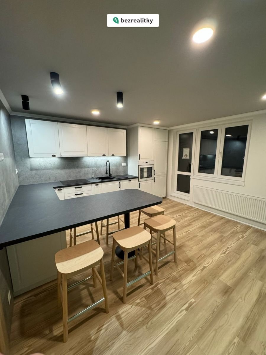 1737646932-dgfpywuwld-935cca8a-89f6-4792-82ab-b220