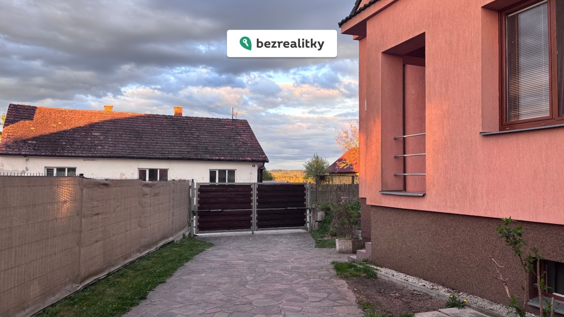 1755604489-zsoejnpezr-fullsizerender-4-28kopie-29