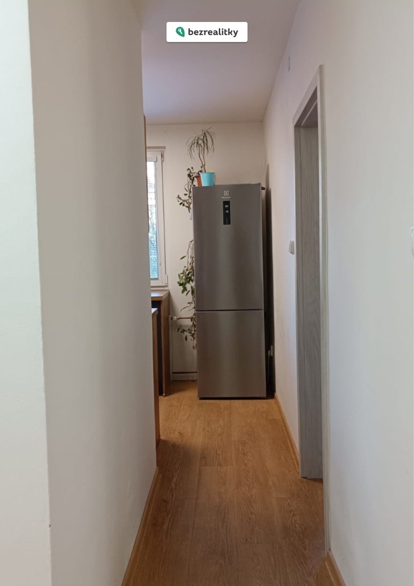 1768838315-yfmzfjygly-n-c3-a1vrh-bez-n-c3-a1zvu-285-29