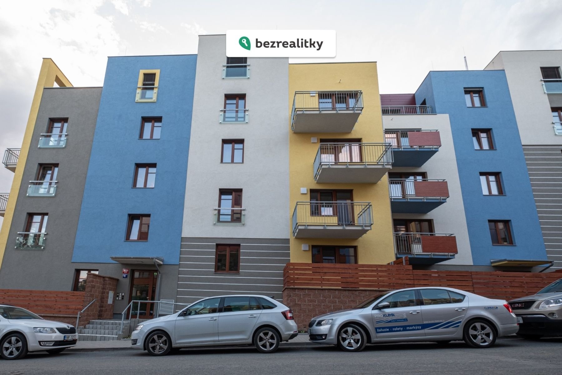 1757434772-lkgifefkac-img-1731