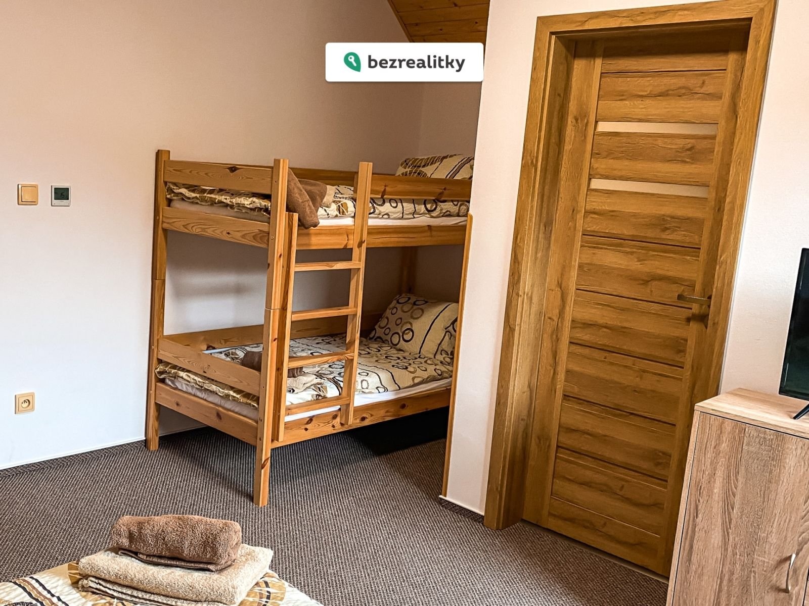 1775656985-glkutiifxe-img-1637-3