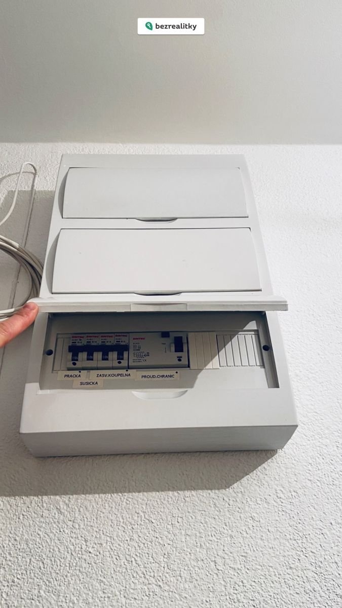 1762855755-ireossjlge-img-9471