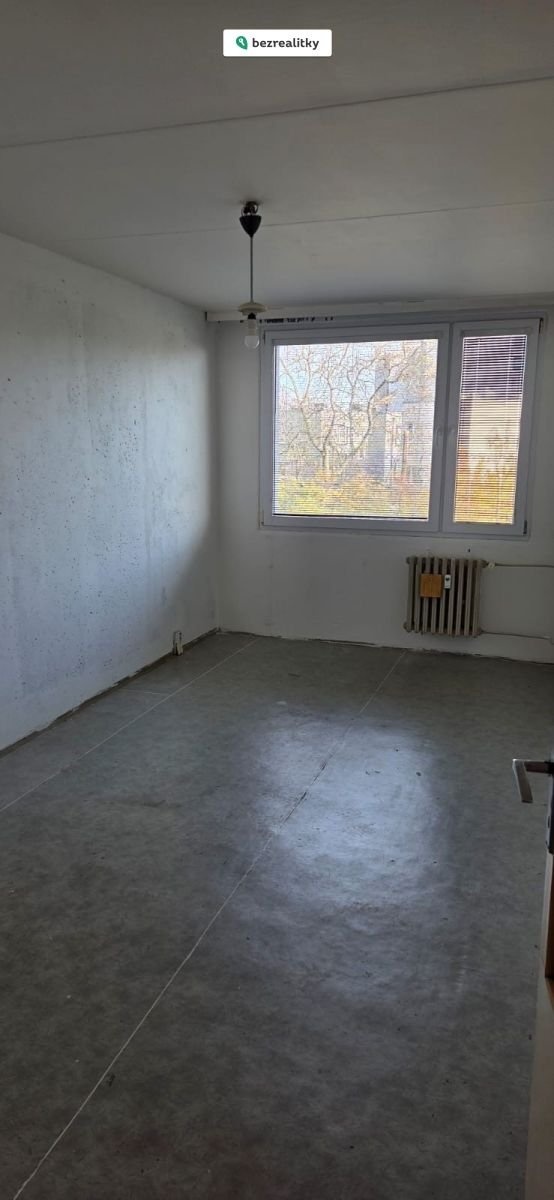 1762248537-yrsstupjmv-pokoj