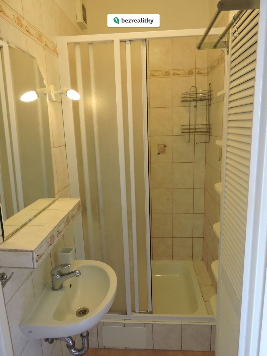 1763206489-mzqpgdqoug-dscn3179