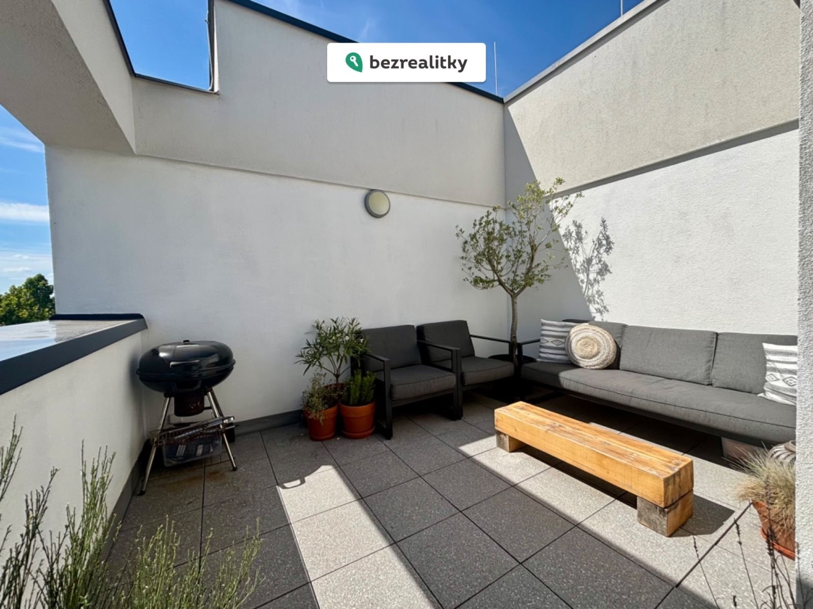 1767617221-aixywfxrqm-terasa-1