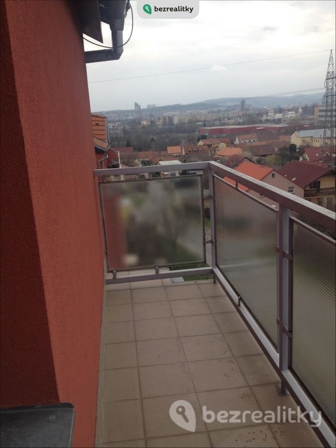 1744656341-nbwlxqjbup-f1