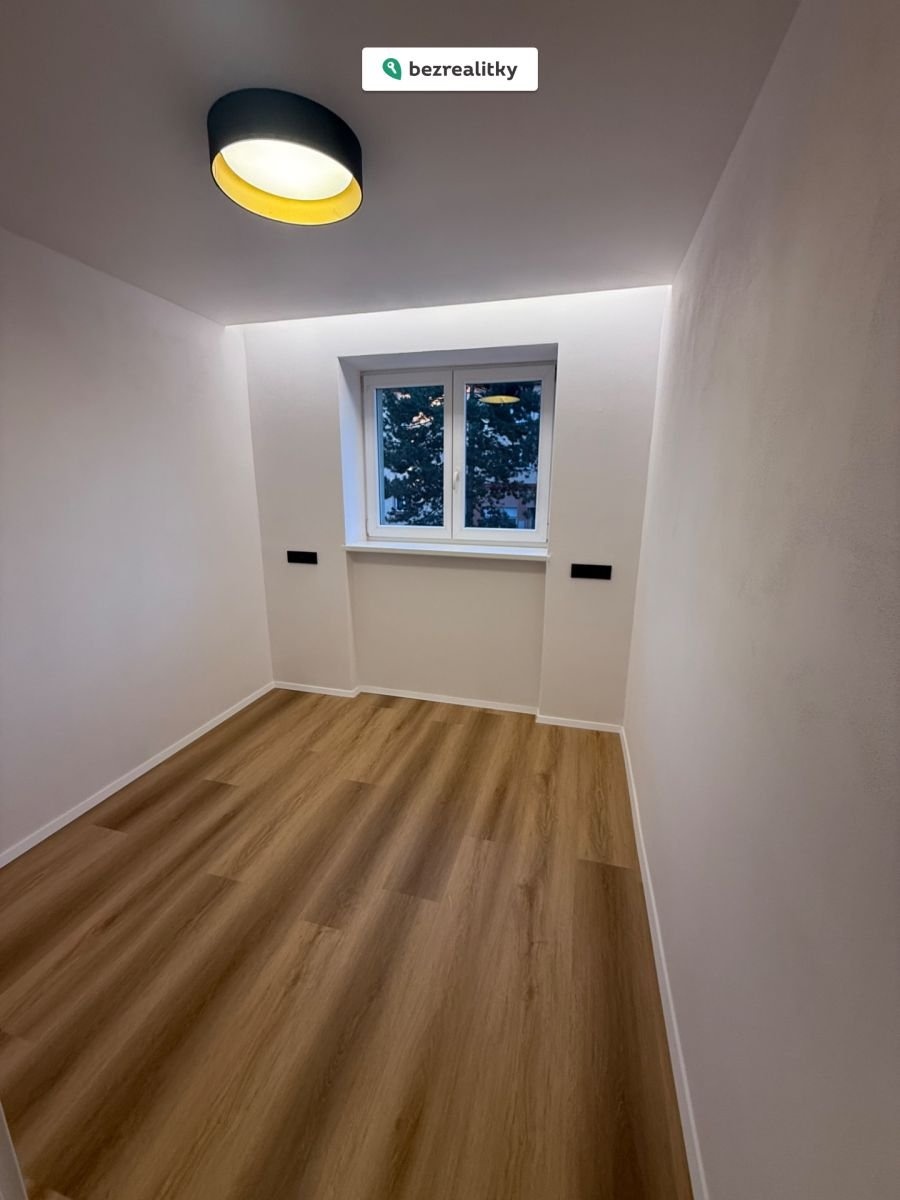 1775641377-wvqytlmxvu-img-5574