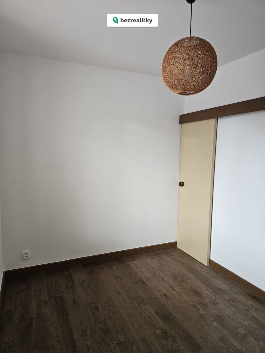 1771871220-xkuqnlupyu-7