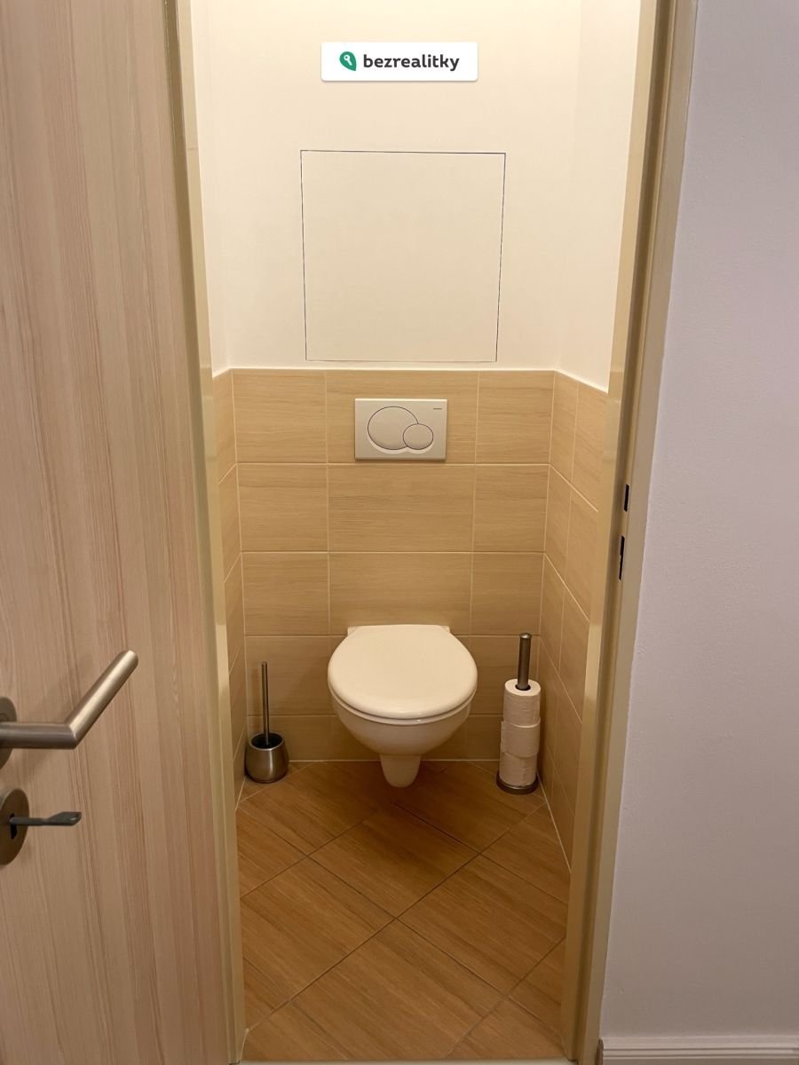 1764157030-eulmvihbtj-img-6627