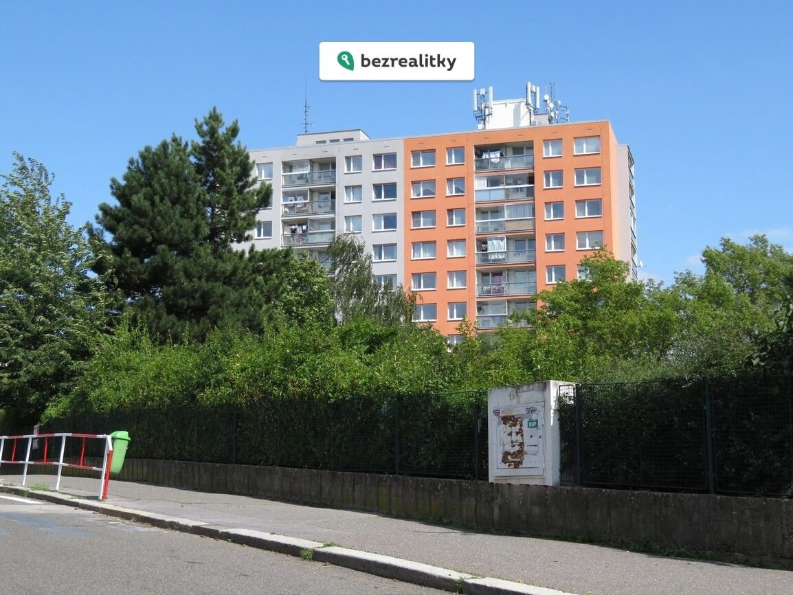 1758790111-qjazeycivv-o2-radimova-a
