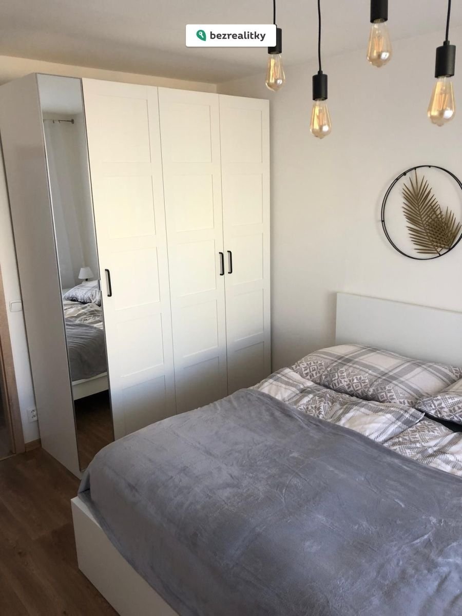 1763305874-urjpofanvh-whatsapp-image-2025-10-29-at