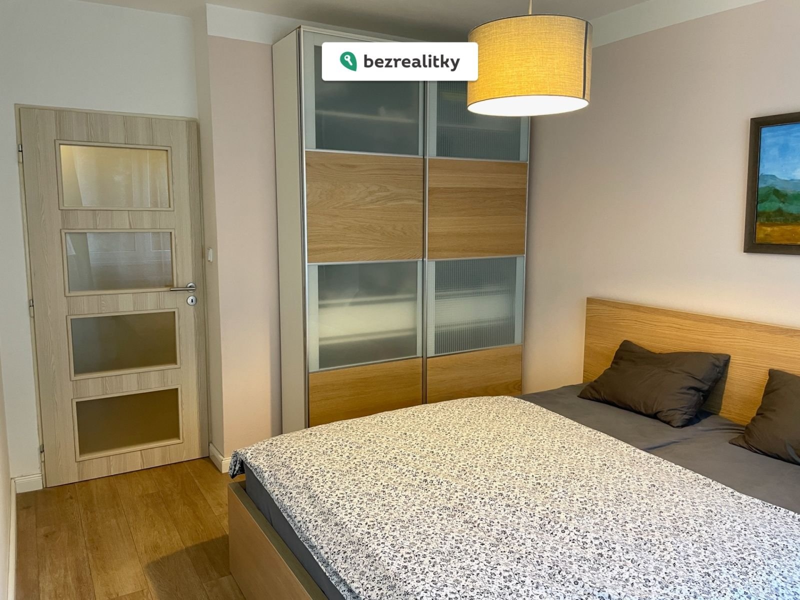 1764157030-qqscuparwf-img-6635