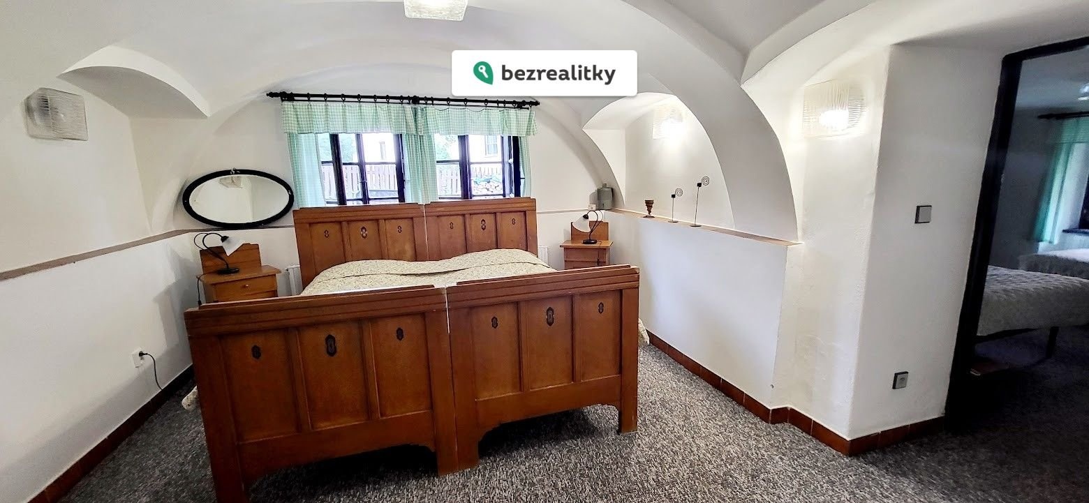 1773736984-wggqqlkixj-chaloupka-helenka-foto7-kopie