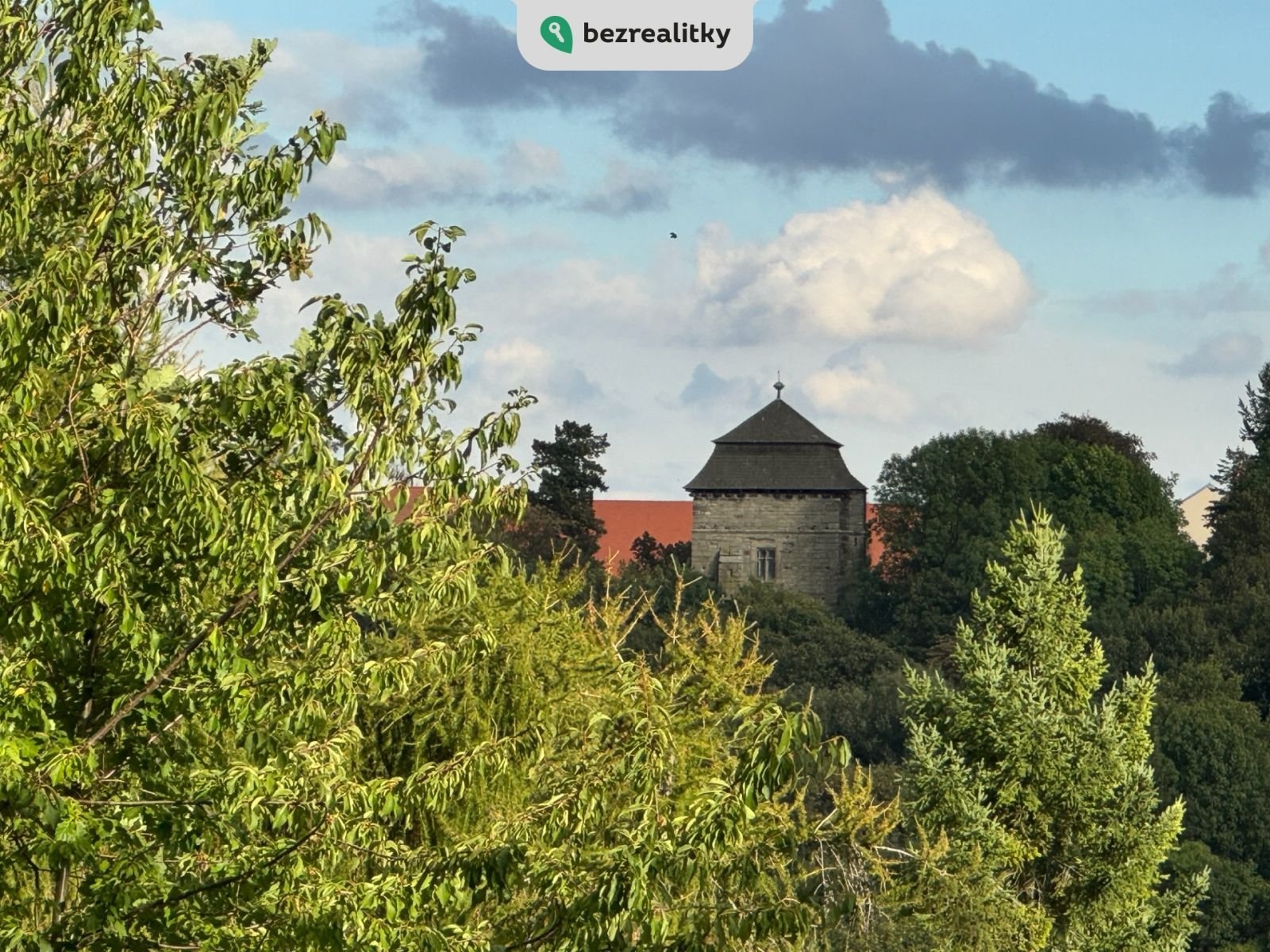 1745757611-otjmebiutv-tvrz-tuchoraz2