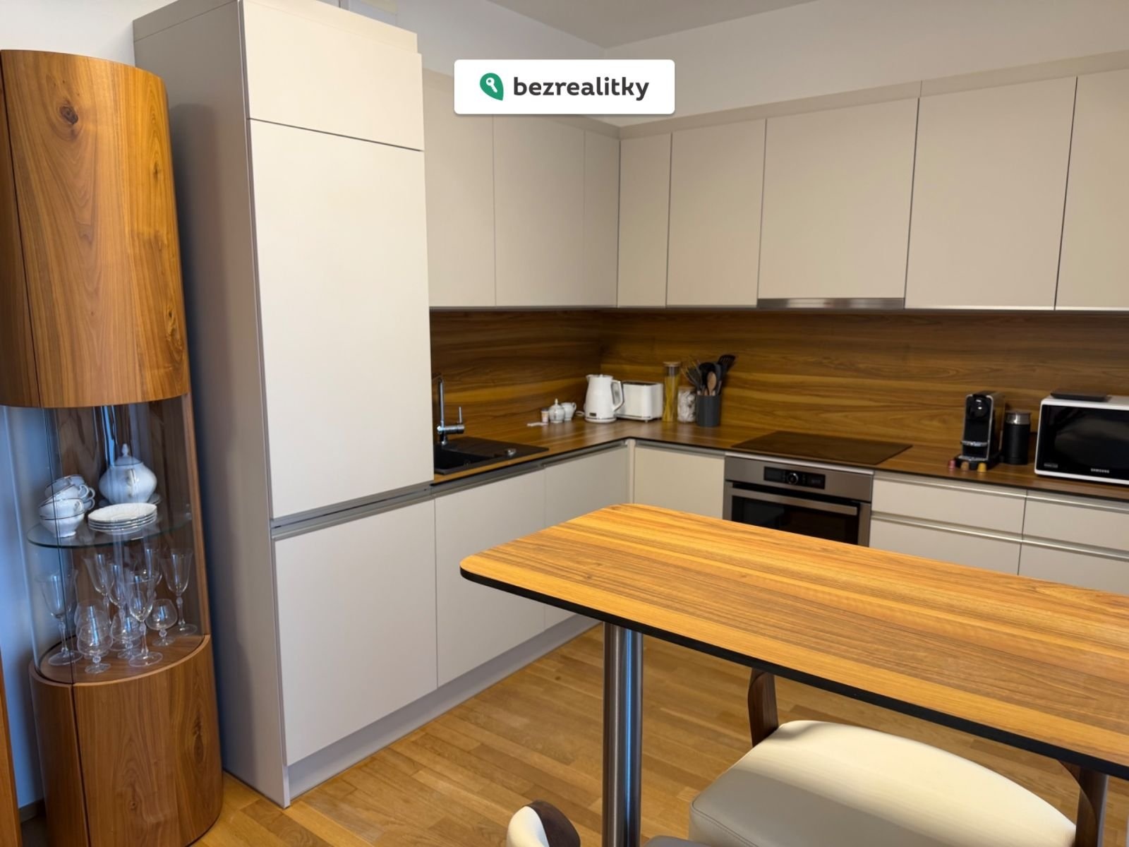 1772016445-ffigayaxlk-tempimages6iyul