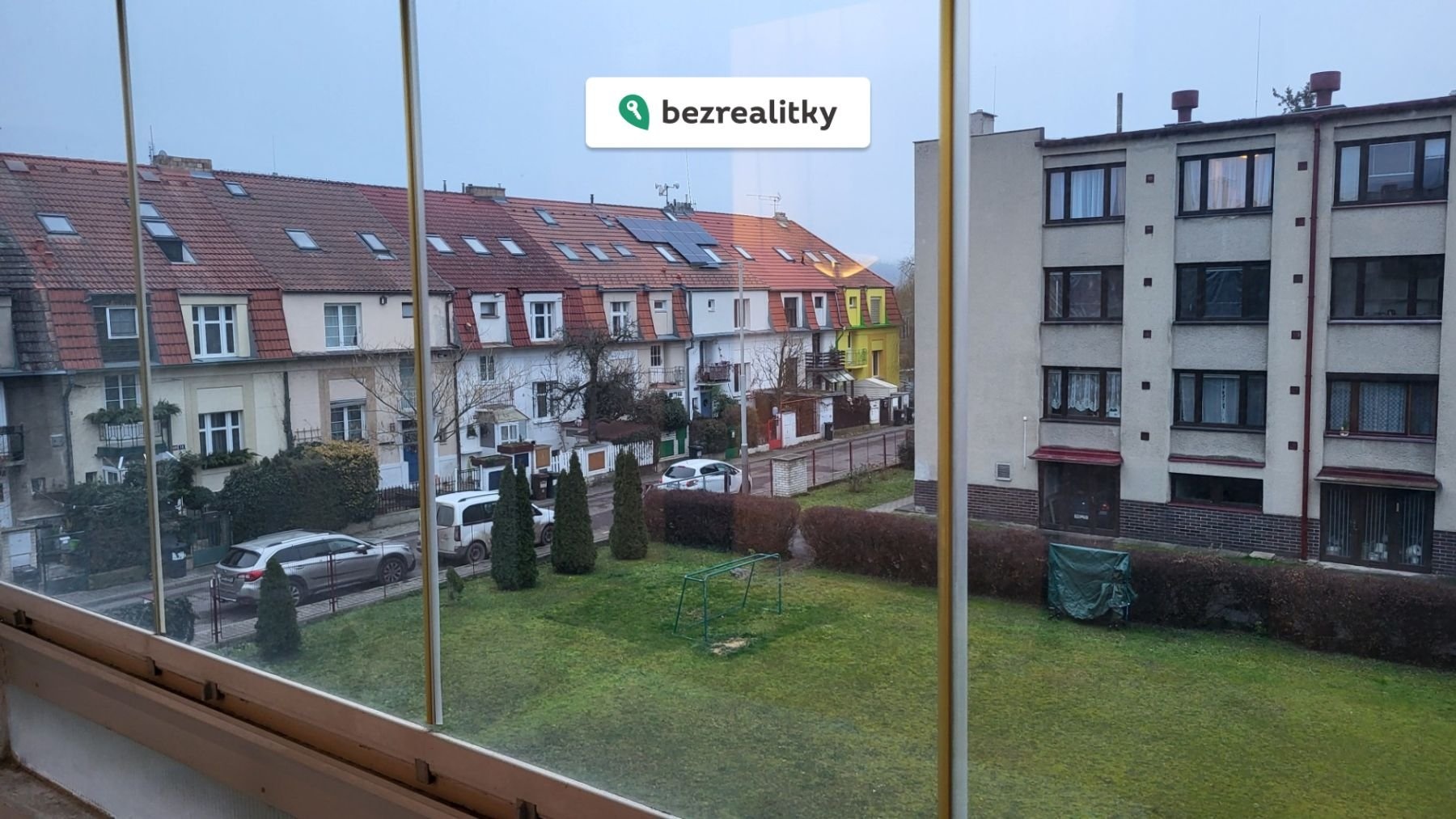 1765898418-ekvosjmxxs-20251212-153258