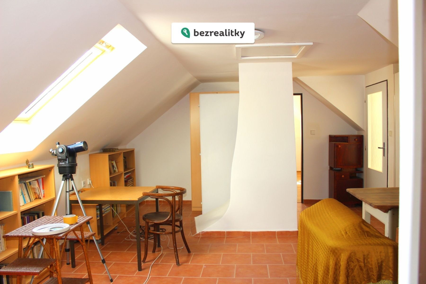 1776283477-nnyvafueum-img-4452