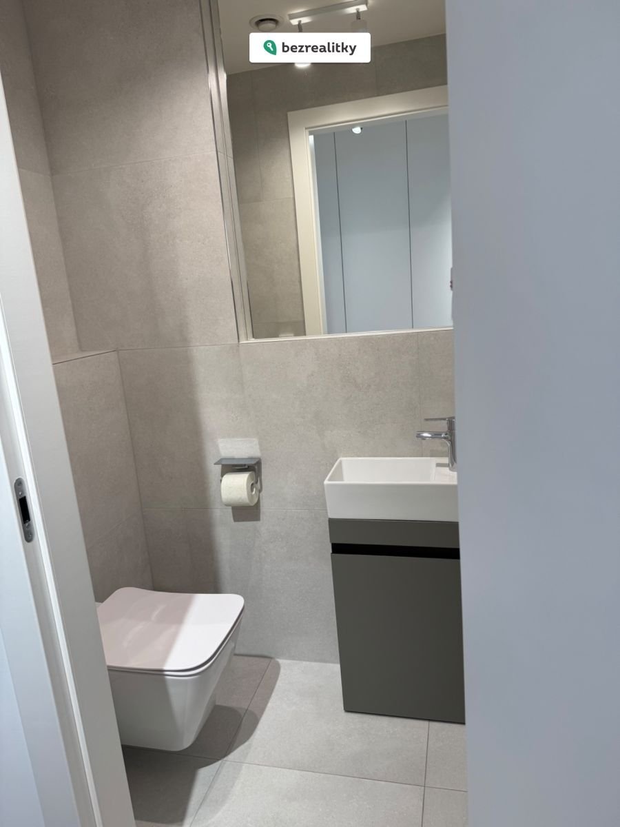 1772792791-dtrcgqfxni-img-6567