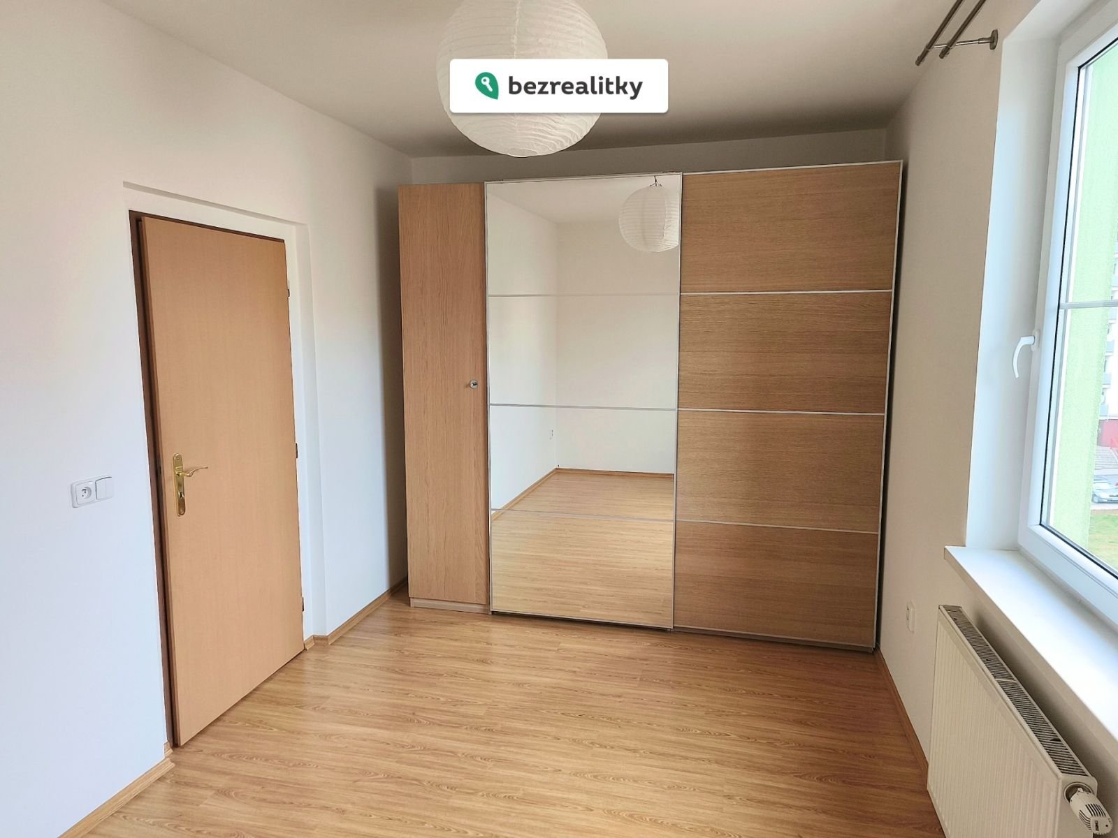 1775126374-ziujkwzxbr-img-20260401-124401