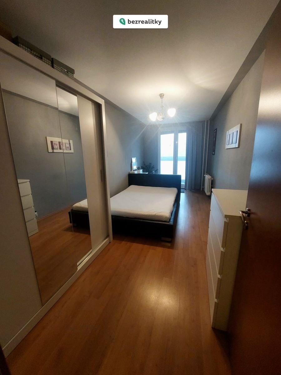 1769495786-jgtwfzquml-4