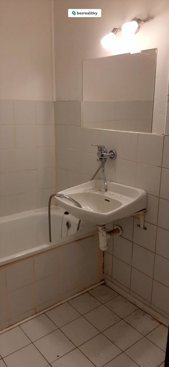 1763378932-vhakydvumy-koupelna