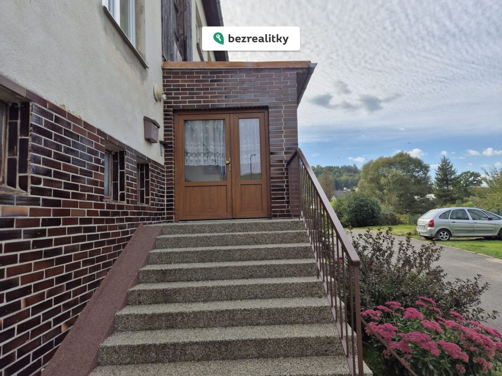 1759128775-hxgcjrwmxs-img-20250928-wa0009